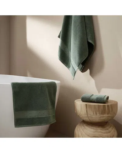 Calvin Klein Iconic Cotton Jacquard 3-piece Towel Set In Green