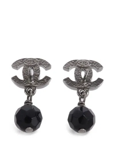 Pre-owned Chanel Cc Drop Earrings In Silver