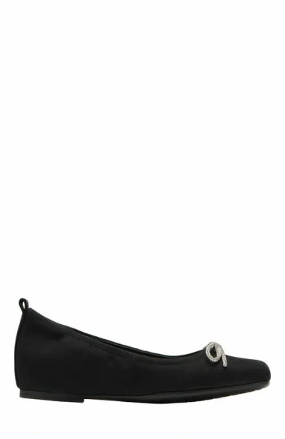 Abeo Cadence Bow Ballet Flat In Black