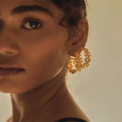 Dhwani Bansal Safa Hoops In Pattern