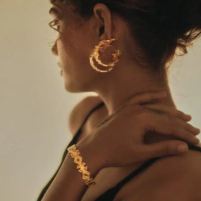 Dhwani Bansal Safa Hoops In Pattern