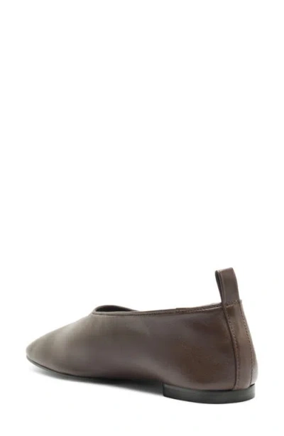 Schutz Hadley Flat In Brown