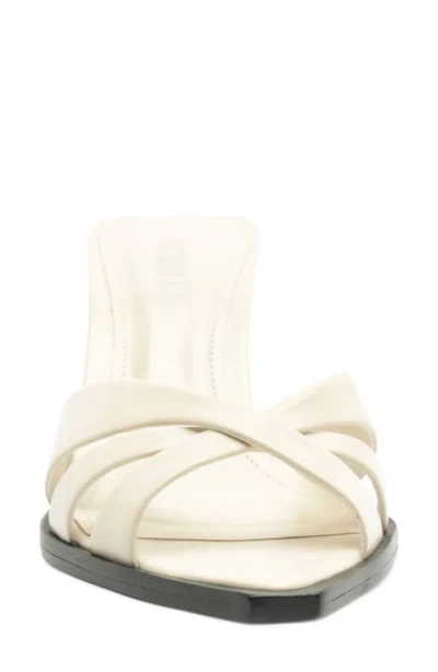 Schutz Keefa Leaf Mule In Neutral