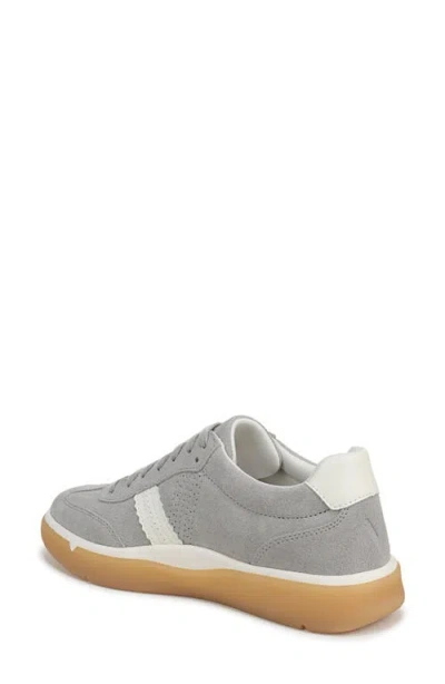 Vionic City Walk Sneaker In Gray