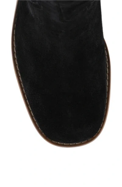 Seychelles Sand In Black
