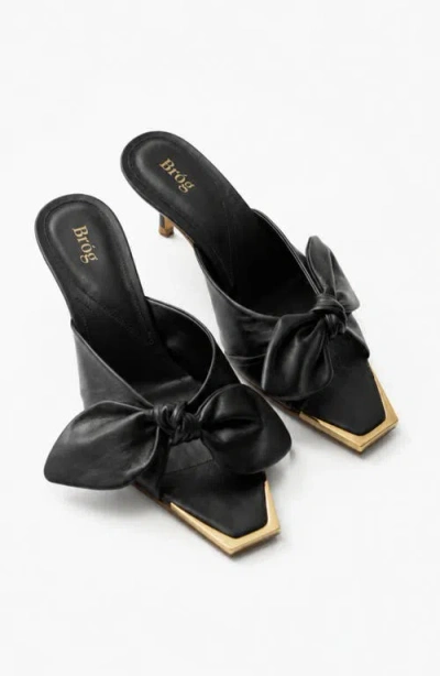 Bróg Brida Mule Kitten Heel Jet Black In Black