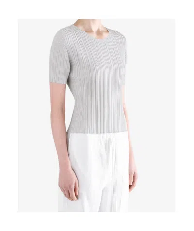 Issey Miyake Basic Short-sleeved T-shirt In Gray