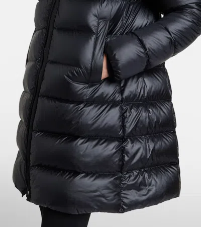 Moncler Suyenne Down Jacket In Black