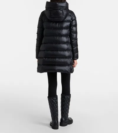 Moncler Suyenne Down Jacket In Black