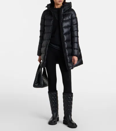 Moncler Suyenne Down Jacket In Black