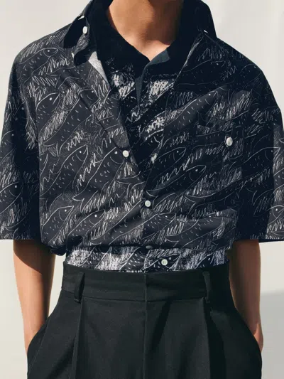 Jacquemus Rio Fish Print Shirt Short Sleeves Pocket In Black