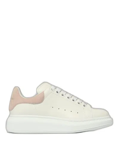 Alexander Mcqueen Oversize Sneakers In White Leather With Pink Suede Heel In White