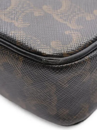 Pre-owned Celine 2000s Medium Triomphe Logo Messenger Bag In Black