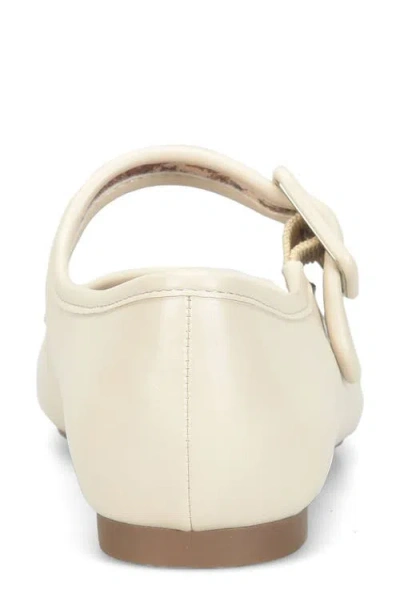 Korks Portia Flat In White