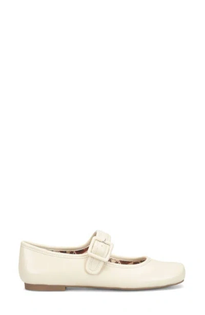 Korks Portia Flat In White