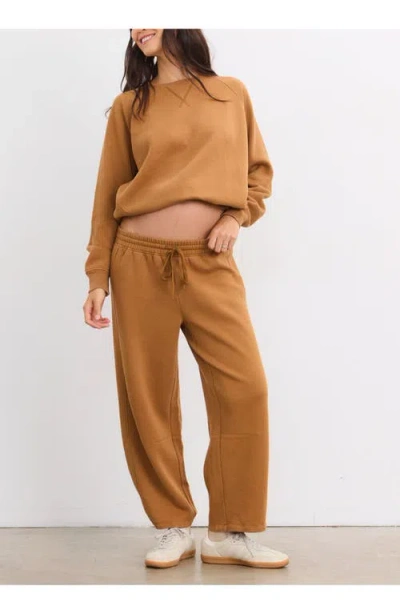 Hatch Collection The Romy Pullover Classic Sweatshirt In Brown