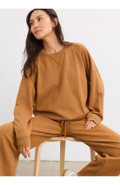 Hatch Collection The Romy Pullover Classic Sweatshirt In Brown