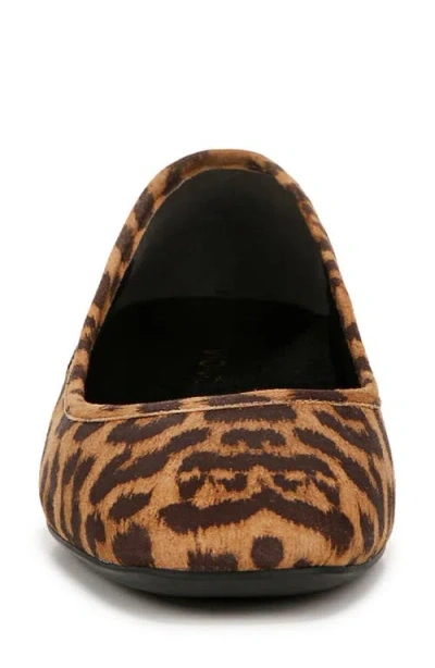 Vionic Orinda Square Toe Flat In Brown