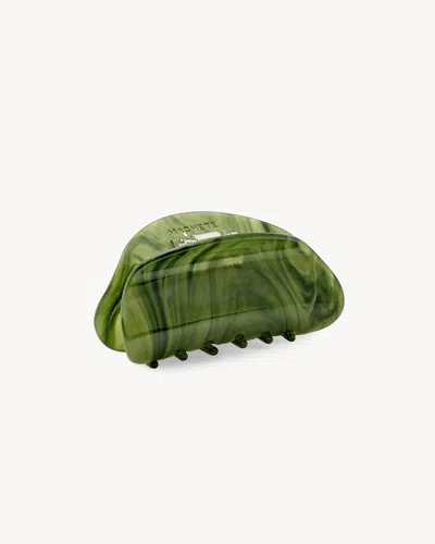 Machete Crescent Claw Algae In Green