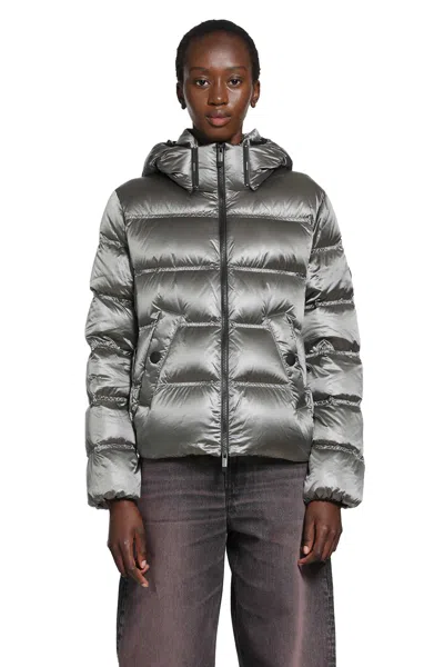 Moncler Sensation Short Down Jacket In Silver