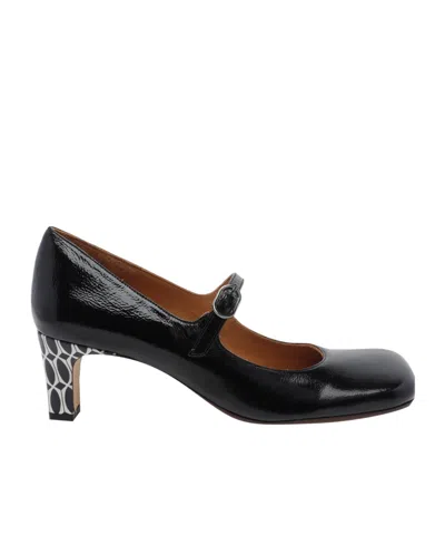 Chie Mihara Samai Squared-toe Pumps In Black