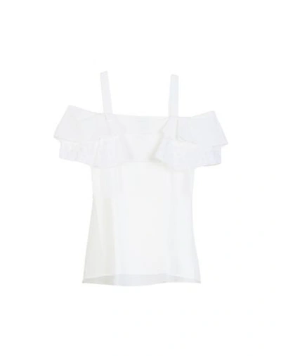 Maiyet Ruffled Cold-shoulder Top, White/yellow