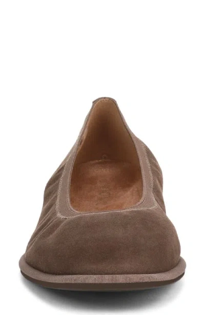 Vionic Caroll 2.0 Flat In Brown