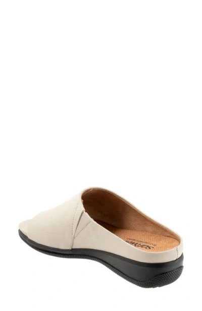 Softwalk Turner Wedge Sandal In White