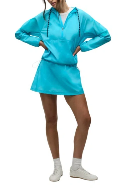 Greyson Wind Performance Skort In Blue