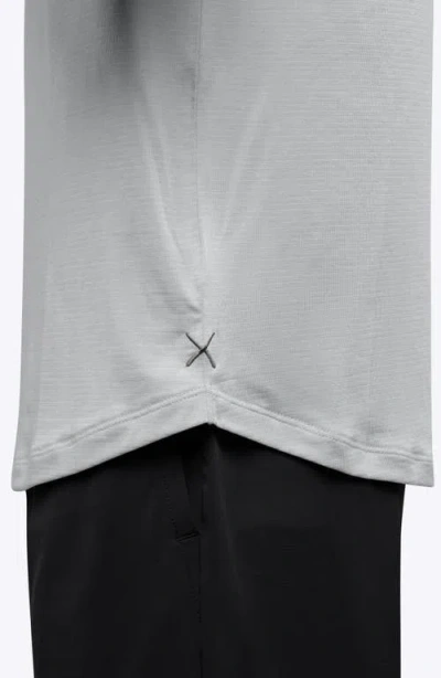 Cuts Crossover Polo In Gray