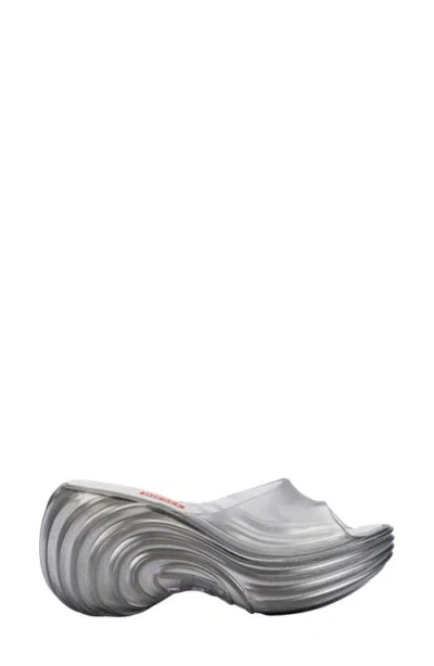 Melissa X Diesel Quantum Platform Sandals In Gray