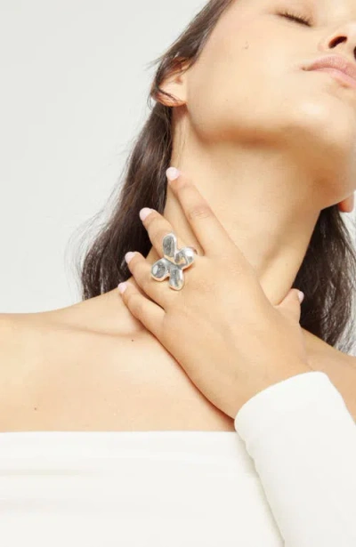 Unode50 Butterfly Ring In Metallic