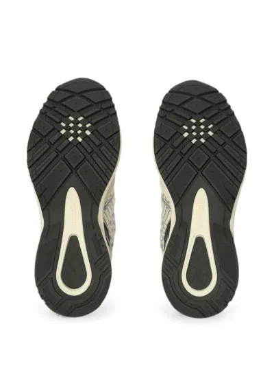 Burberry Eclipse Runner Sneakers In Neutral