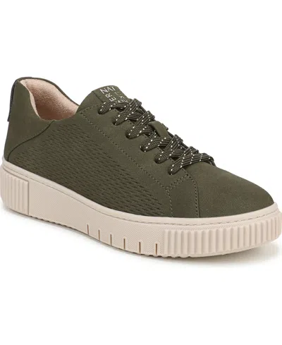 Naturalizer Turner Perforated Platform Sneaker In Multi