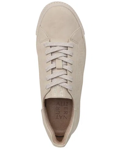 Naturalizer Turner Perforated Platform Sneaker In Neutral
