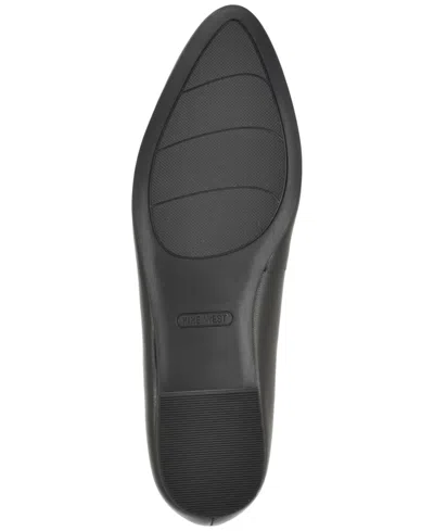 Nine West Valore Flat In Black