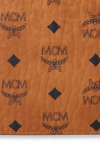Mcm Visetos-print Billfold Wallet In Pattern