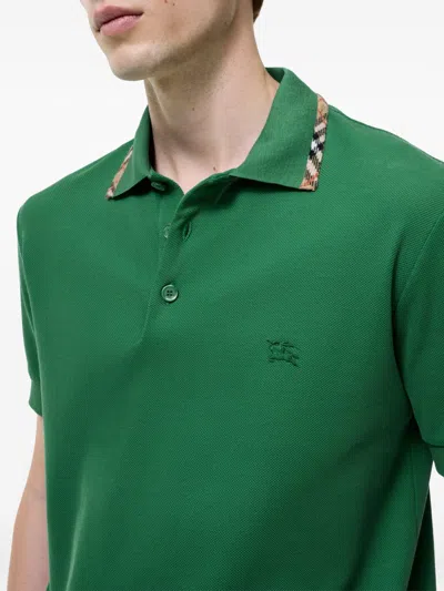 Burberry Equestrian Knight Embroidered Pocket T-shirt In Size M In Green
