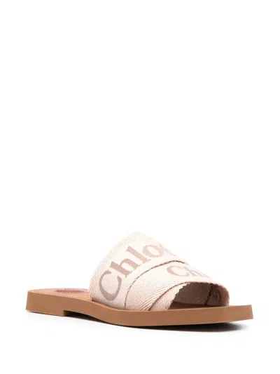 Chloé Woody Logo-print Sandals In Neutral