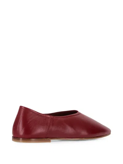 La Rose Red Solid Babu Ballet Flats In Burgundy