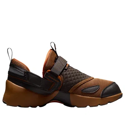 Jordan Trunner Lx Sneakers In Brown