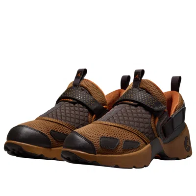 Jordan Trunner Lx Sneakers In Brown