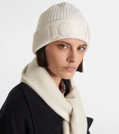 Loewe Logo Wool Beanie In White