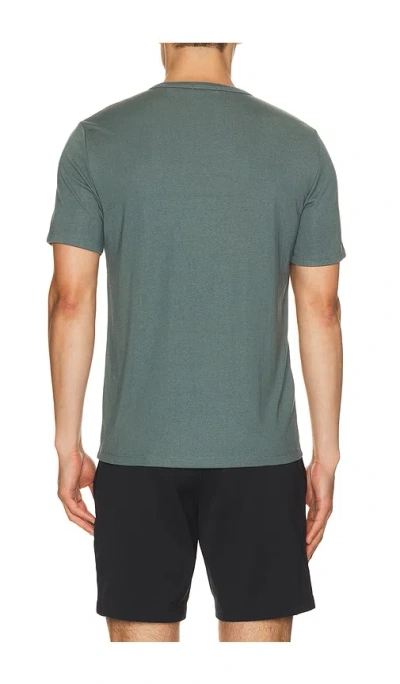 Theory Essential Tee In Green