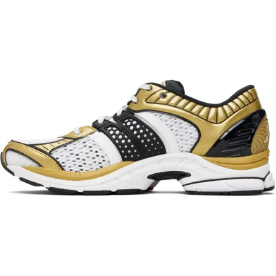 Saucony Mesh Panel Running Shoes In Multi