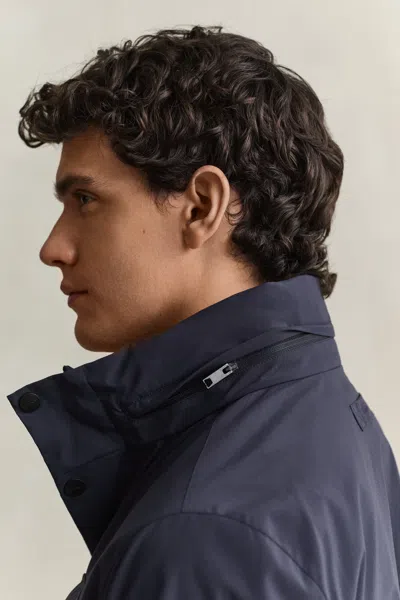 Gant Lightweight Jacket In Blue