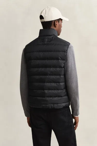 Gant Light Down Vest In Black
