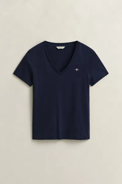 Gant Shield V-neck T-shirt In Blue