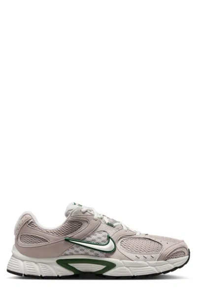 Nike V5 Runner Sneaker In Multi