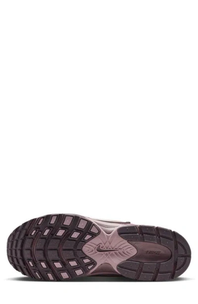 Nike V5 Runner Sneaker In Multi